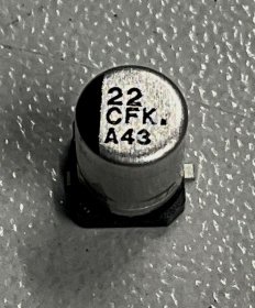 Panasonic 16v Smd-electrolytic 105 Degre - 22uf-16v Smd-elko Pan 105° 4x5,8mm